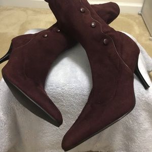 Knee high boots burgundy’s